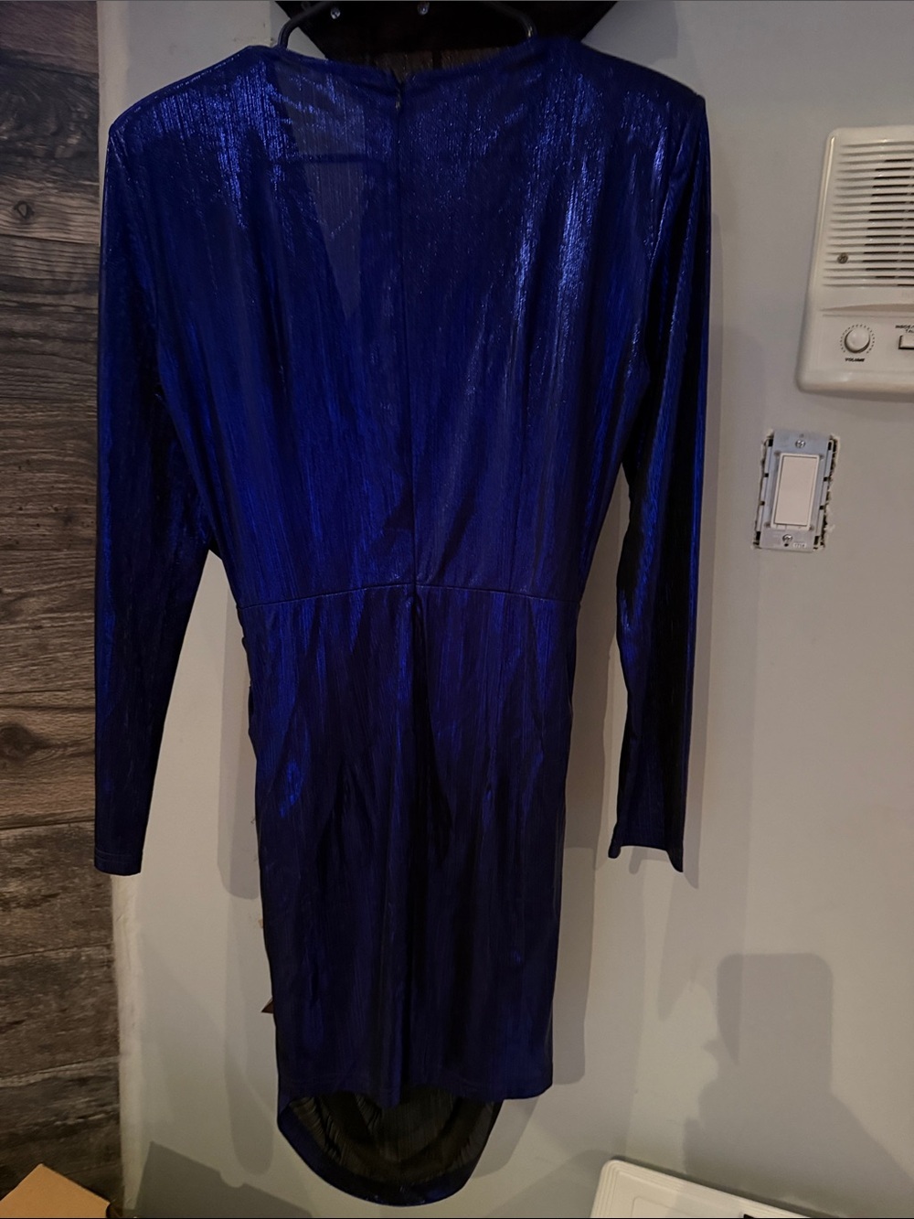 Shimmering Navy Long-Sleeve V-Neck Ruched Dress - Picture 2 of 6
